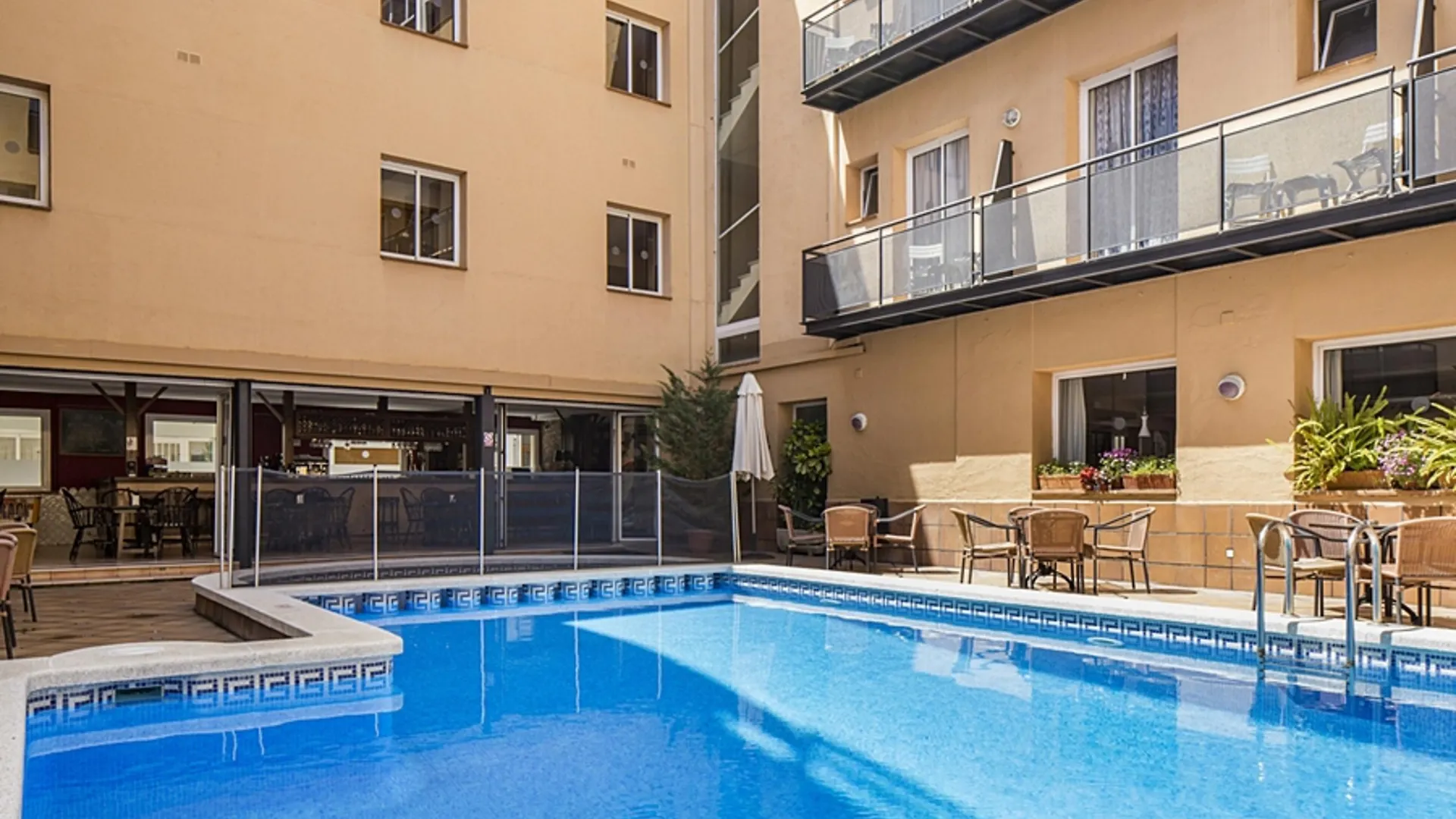 Rvhotels Mar De Tossa トッサ・デ・マール ホテル
