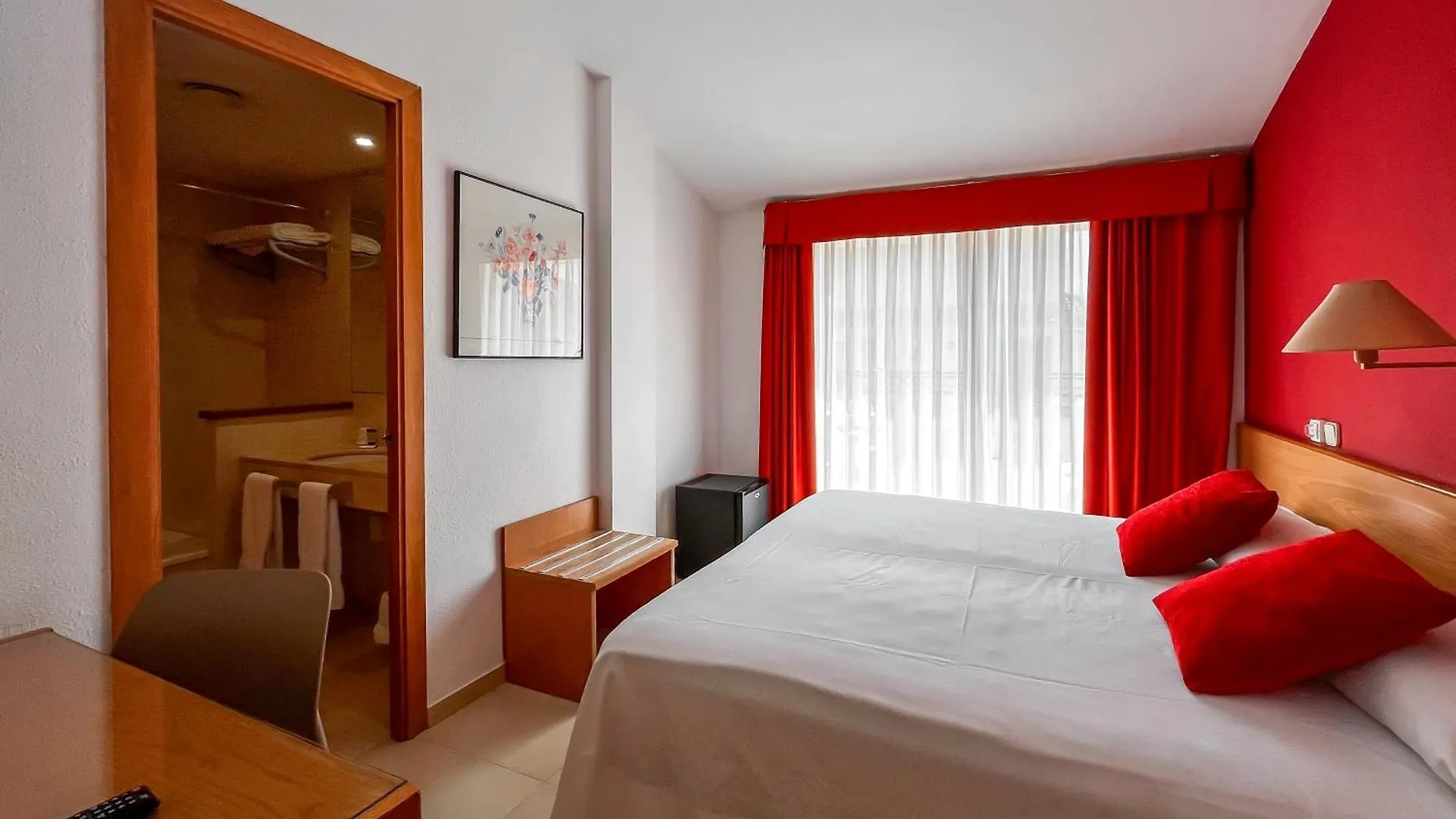 Rvhotels Mar De Tossa トッサ・デ・マール スペイン