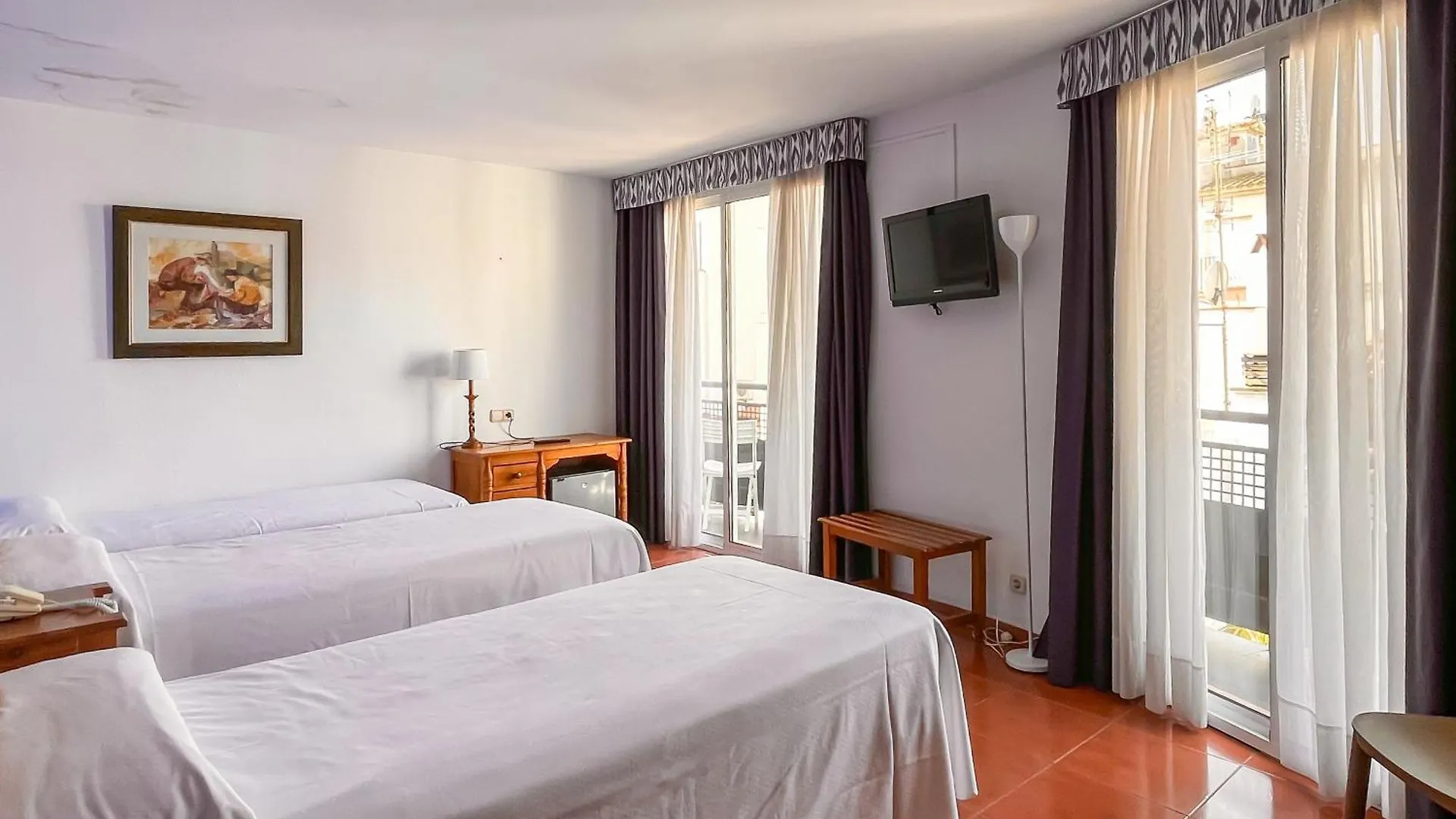 ホテル Rvhotels Mar De Tossa トッサ・デ・マール