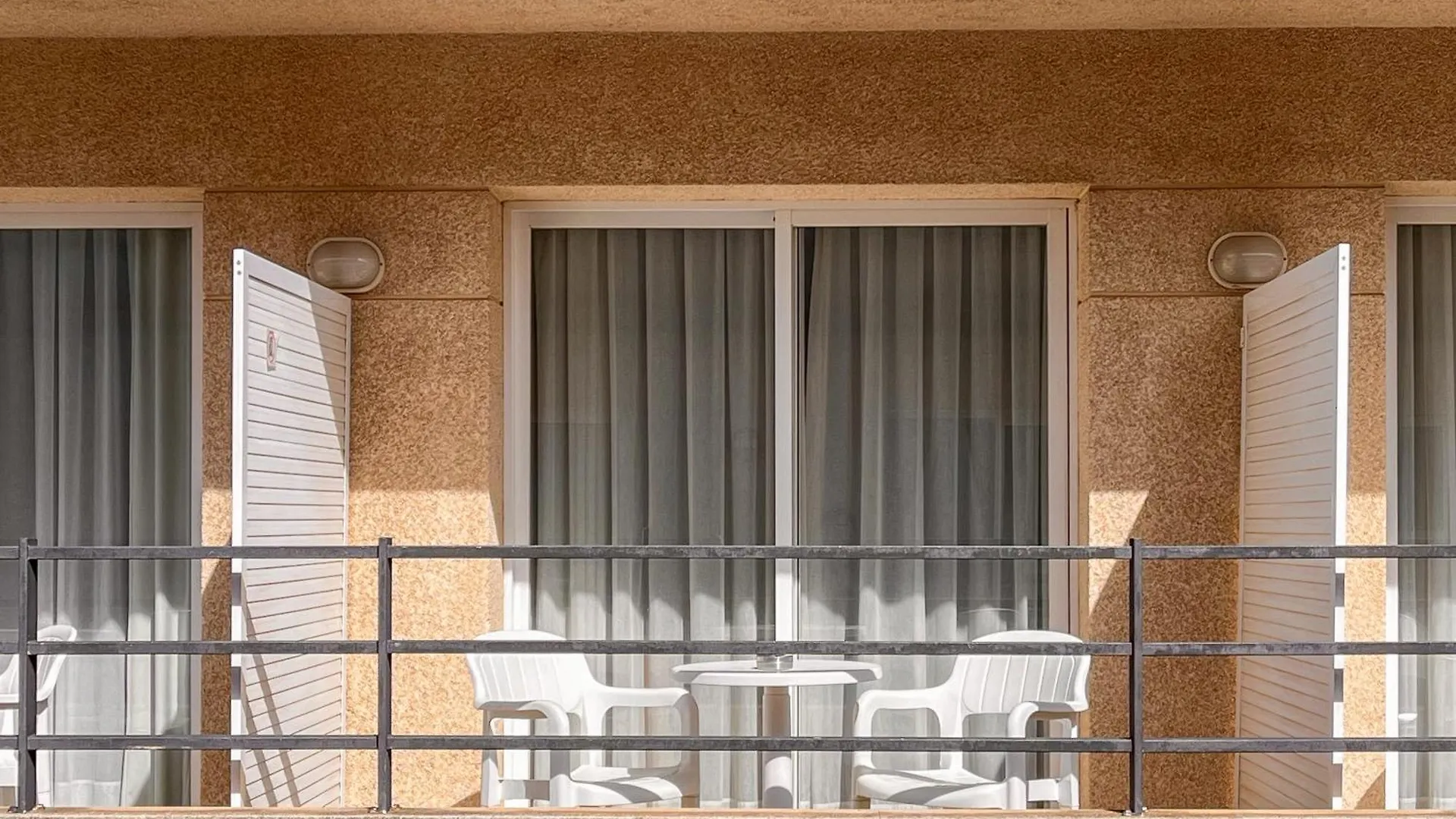 *** ホテル Rvhotels Mar De Tossa トッサ・デ・マール スペイン
